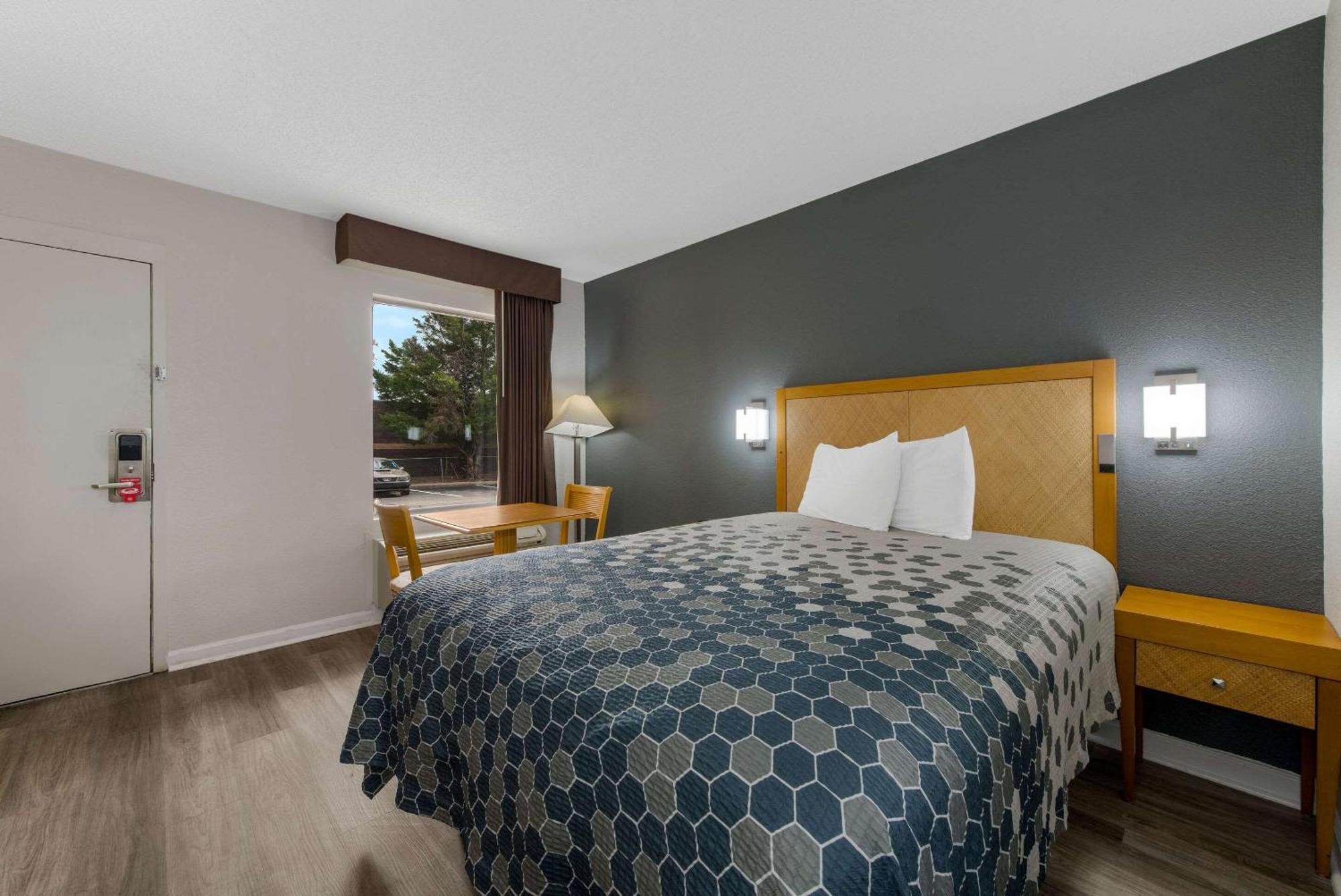 Econo Lodge Cheraw Market Street Extérieur photo
